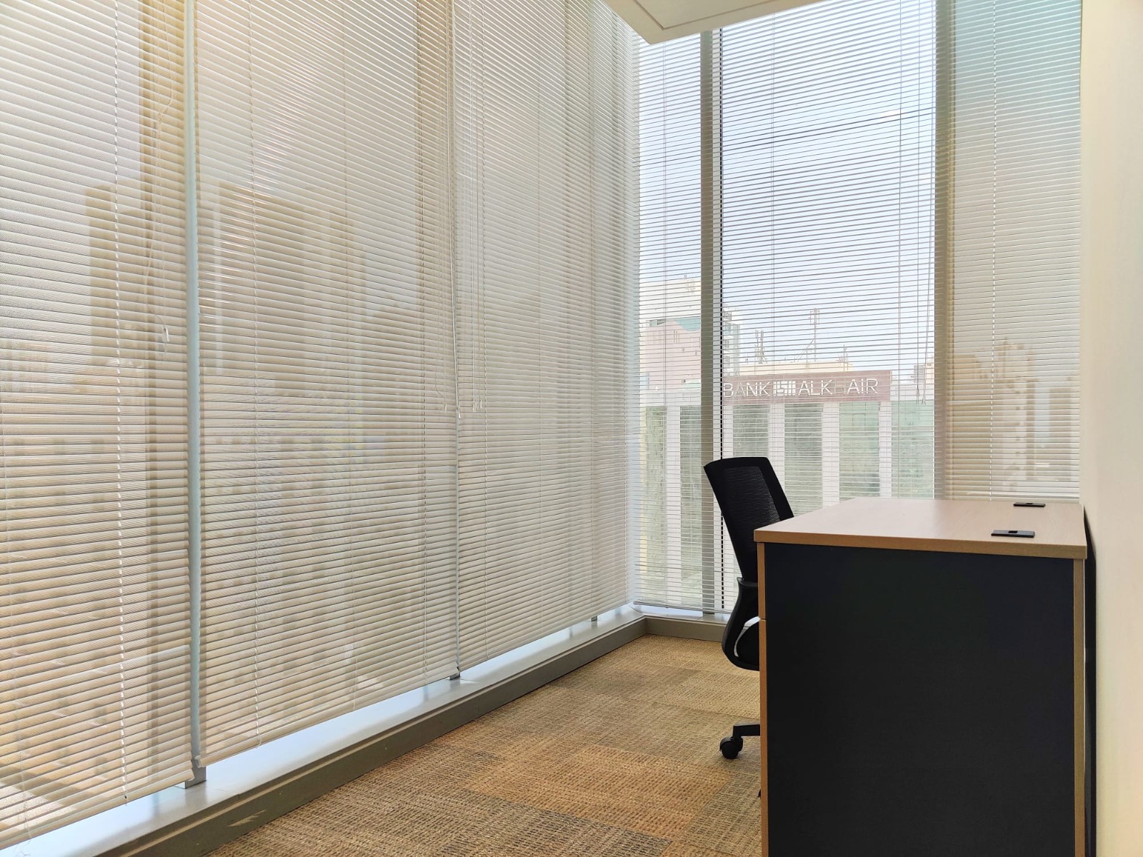 Premium Hidd Office, 90 Bd – Executive Finish